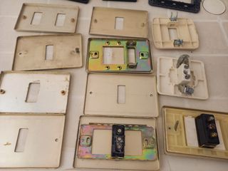 23 Pezzi Vintage Placche Luce, Supporti, Interrutt