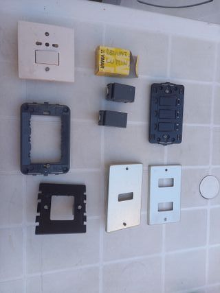 23 Pezzi Vintage Placche Luce, Supporti, Interrutt