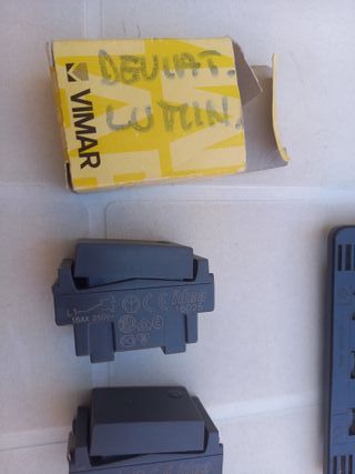 23 Pezzi Vintage Placche Luce, Supporti, Interrutt