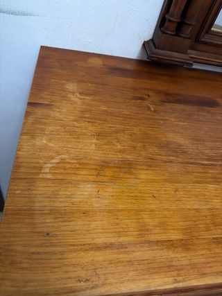 Cómoda antigua con espejo de madera maciza