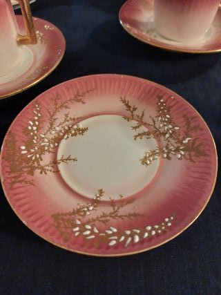 Juego de café antiguo rosa y dorado