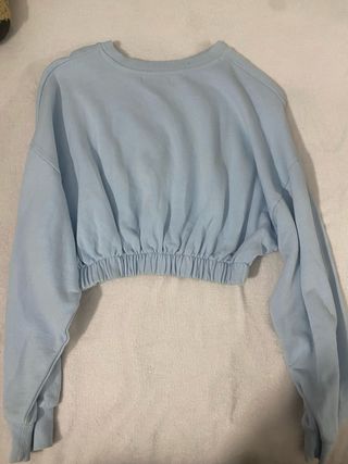 Sudadera azul con estampado de ángeles