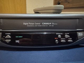 Reproductor VHS Sanyo VHR-208