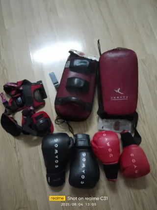 Saco boxeo, guantes, soporte y paradores