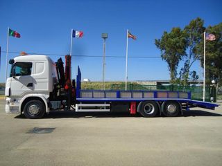 Scania R 440-CAMIONES PORTAMAQUINARIAS