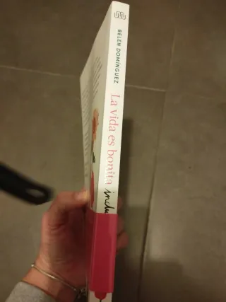 La vida es bonita incluso ahora. Una historia r...