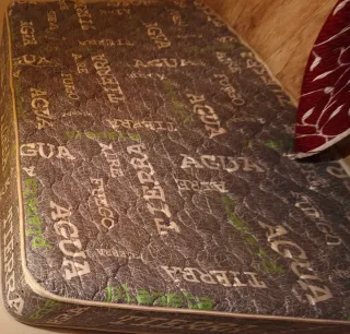 2 Camas 1,05m (2 cabeceros, 2 somieres, 2 colchon