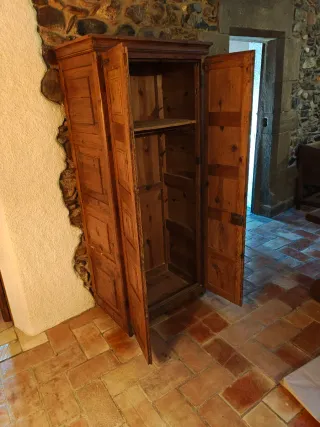 Armario rústico de rectoría