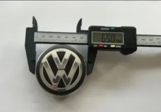 TAPABUJES CENTRO RUEDA LLANTA VOLKSWAGEN 5G0601171
