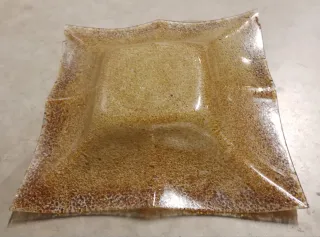 Centrotavola quadrato decorato