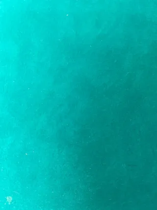 4 Sillas de madera con asiento de terciopelo