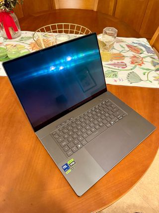 ASUS ROG Zephyrus G16 OLED