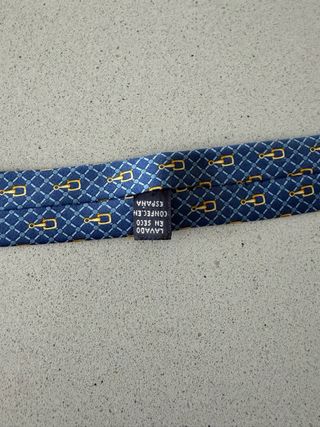 Corbata infantil azul y dorada