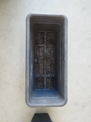 Macetero plástico gris