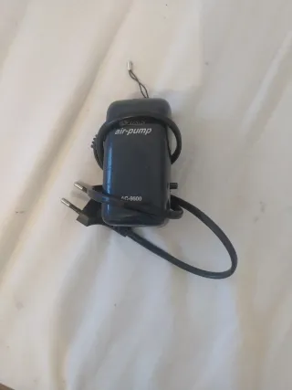 Bomba de aire para acuario Resun AC-9600