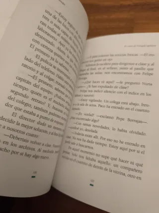 El crimen del triángulo equilátero (Spanish Edi...