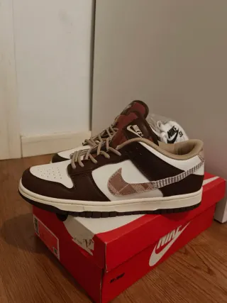 Zapatillas Nike Dunk SB Marrones y Blancas
