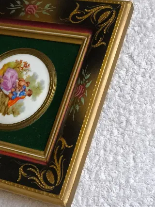 CUADRO VINTAGE ESCENA ROMANTICA ROSETÓN PORCELANA