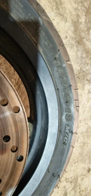 Rueda Delantera Daelim S2 125 con Disco