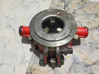 Herramienta de roscar tuberías