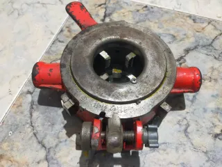 Herramienta de roscar tuberías