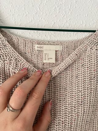 Jersey H&M beige con motas