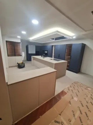 Cocina porcelánico, silestone, dekton, compac, etc