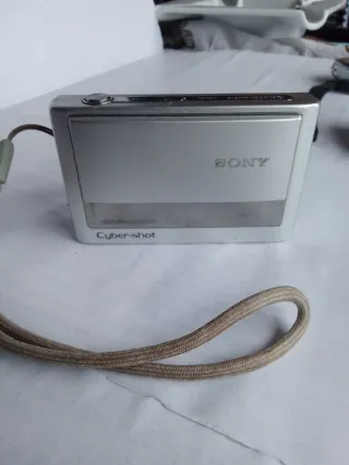 Cámara Sony Cyber-shot DSC-T70 Plata