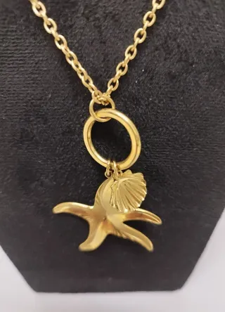 Collar Dorado Estrella de Mar y Concha