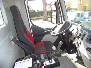 Volvo FE 280.18-CAMIONES GRUAS