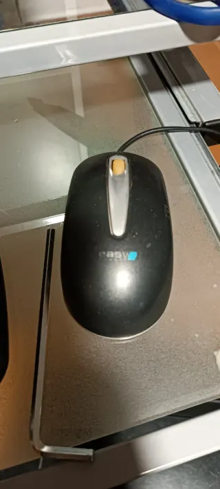 Ordenador completo con monitor, teclado y ratón