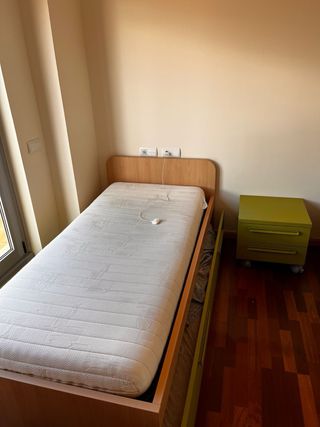 Cama nido 90cm + mesita de noche