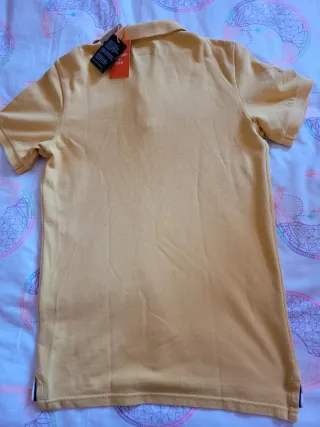 Polo Superdry original a estrenar.