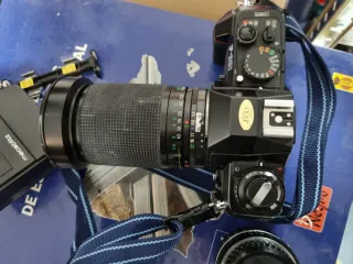 Camara analogica Nikon f301 + 2 objetivos + bolso