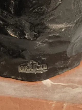 El Pensador Rodin firmado