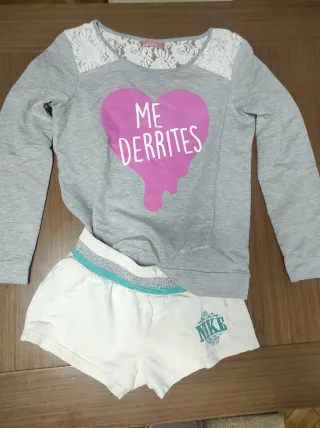 Conjunto Sudadera Gris y Short Blanco Nike