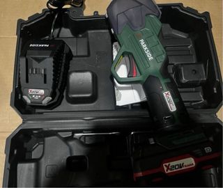 Tijera de podar Parkside 20v completa 2 ah