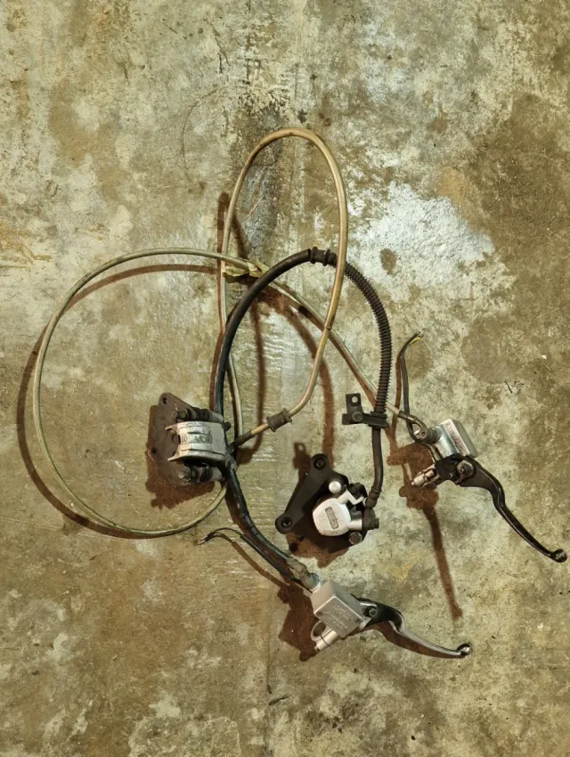 Manetas y Pinzas Kymco Agility 125