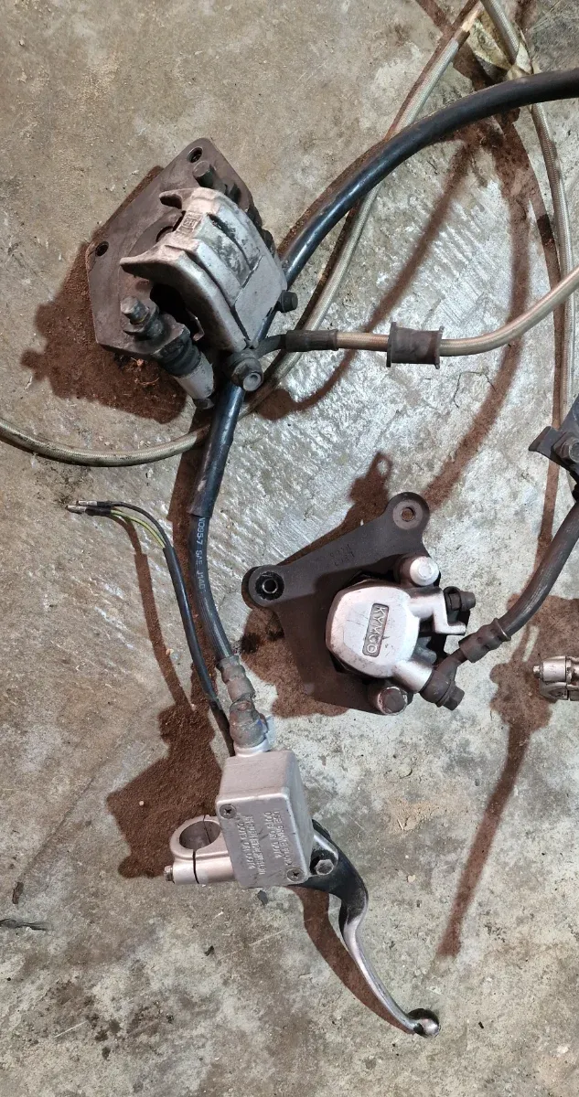 Manetas y Pinzas Kymco Agility 125