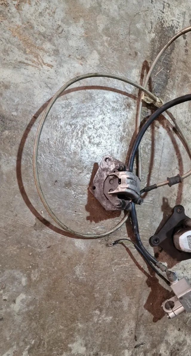 Manetas y Pinzas Kymco Agility 125