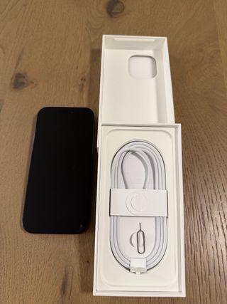 iPhone 16 Pro 128GB Nero.