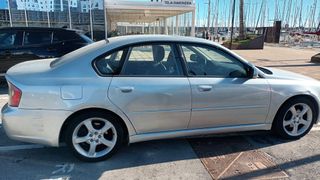 Subaru Legacy 2.5i AWD berlina 165 cv (07/2005)