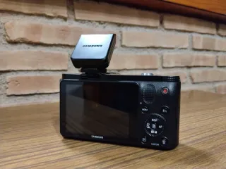 Cámara Samsung NX1000