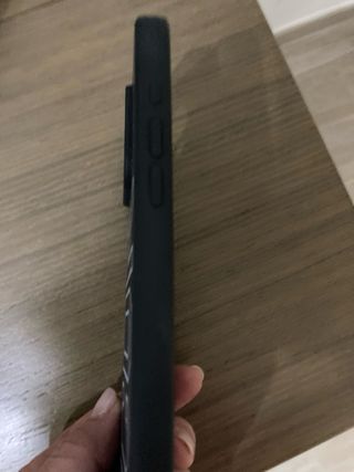 Cover iPhone 15 Pro Max Nero ICON