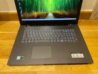 Lenovo Gaming 17.3 i7 8GB RAM 500GB SSD + 1TB HDD