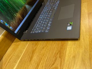 Lenovo Gaming 17.3 i7 8GB RAM 500GB SSD + 1TB HDD