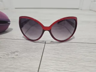 Gafas de sol polarizadas rojas