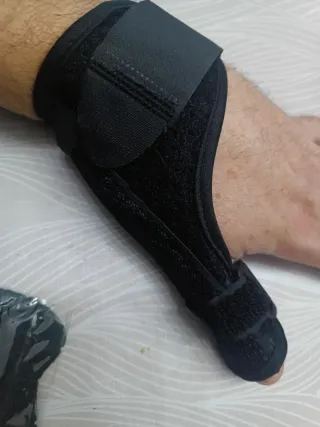 Inmovilizador de pulgar ajustable