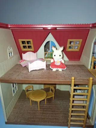 Lote Sylvanian Families: Coche y Casa