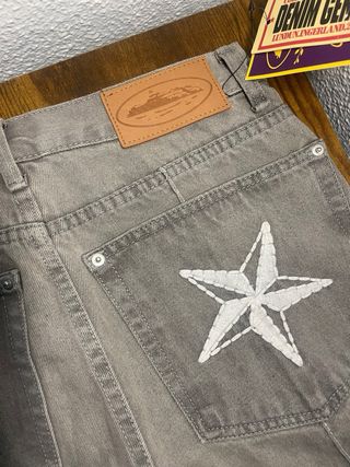 Pantalón Vaquero Corteiz Talla S Gris